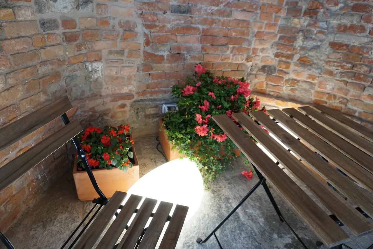 La Canonica - Charming Self-Catering Apartments In Nizza Monferrato Luaran gambar