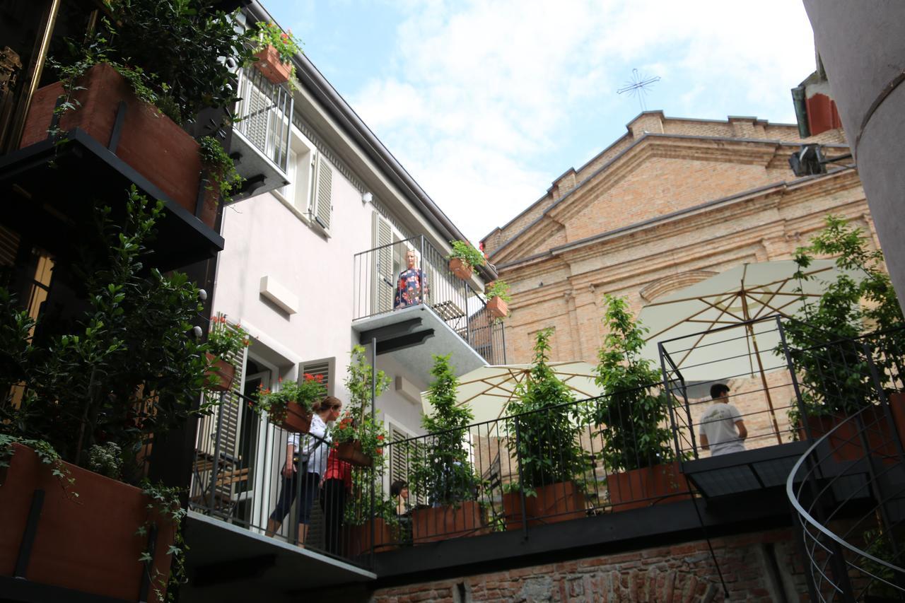 La Canonica - Charming Self-Catering Apartments In Nizza Monferrato Luaran gambar