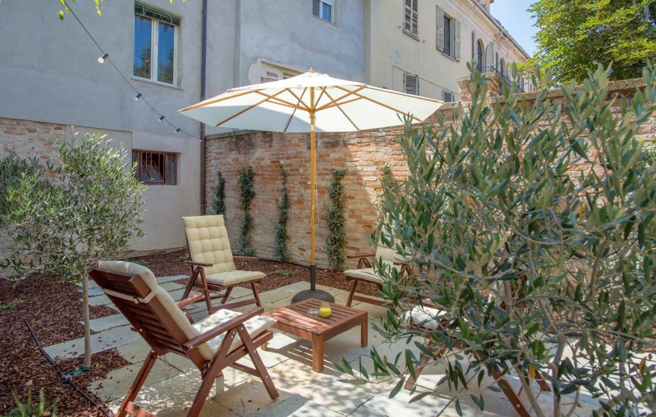 La Canonica - Charming Self-Catering Apartments In Nizza Monferrato Luaran gambar