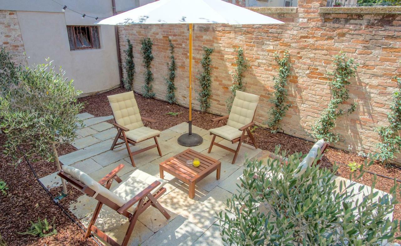 La Canonica - Charming Self-Catering Apartments In Nizza Monferrato Luaran gambar